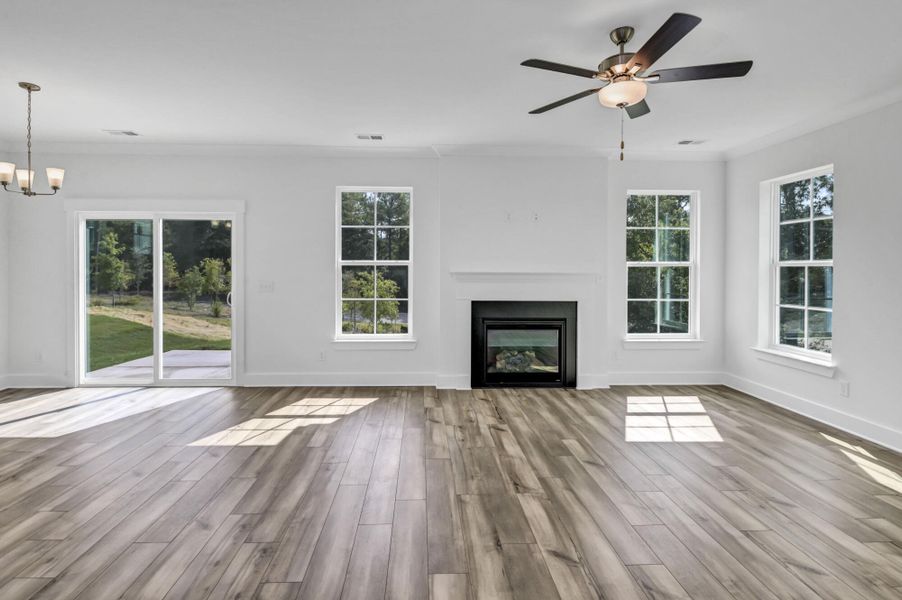 Spacious, unfurnished interior of a new home in Ferry Grove, Lexington (Image 22).