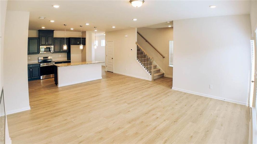 Spacious, unfurnished interior of a new home in Franklin Manor, Lawrenceville (Image 20).