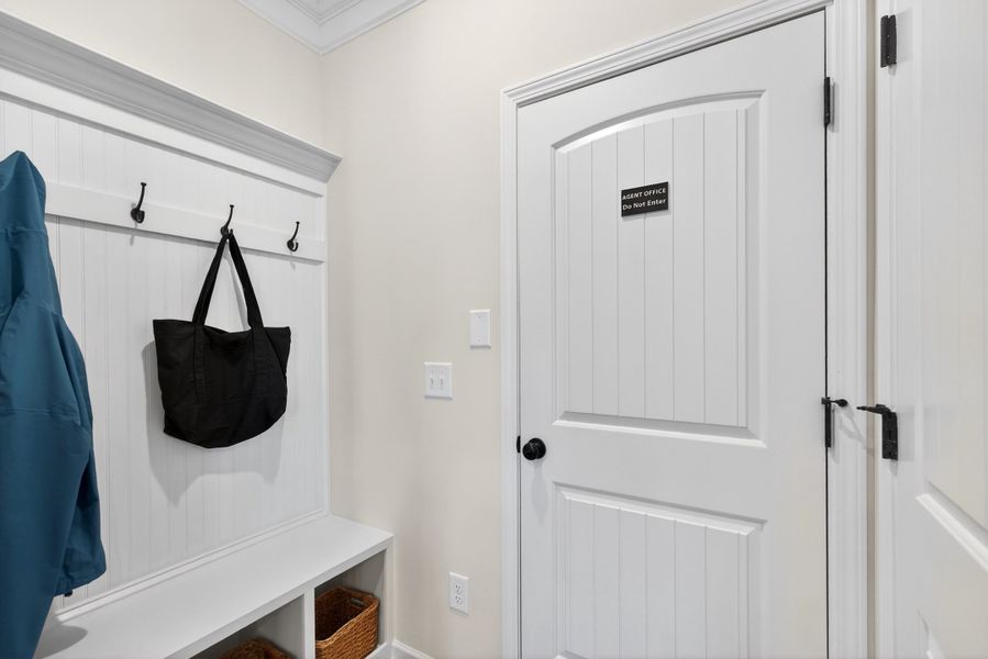 Furnished interior view inside a new home in Saddle Ridge, Calhoun (Image 7).