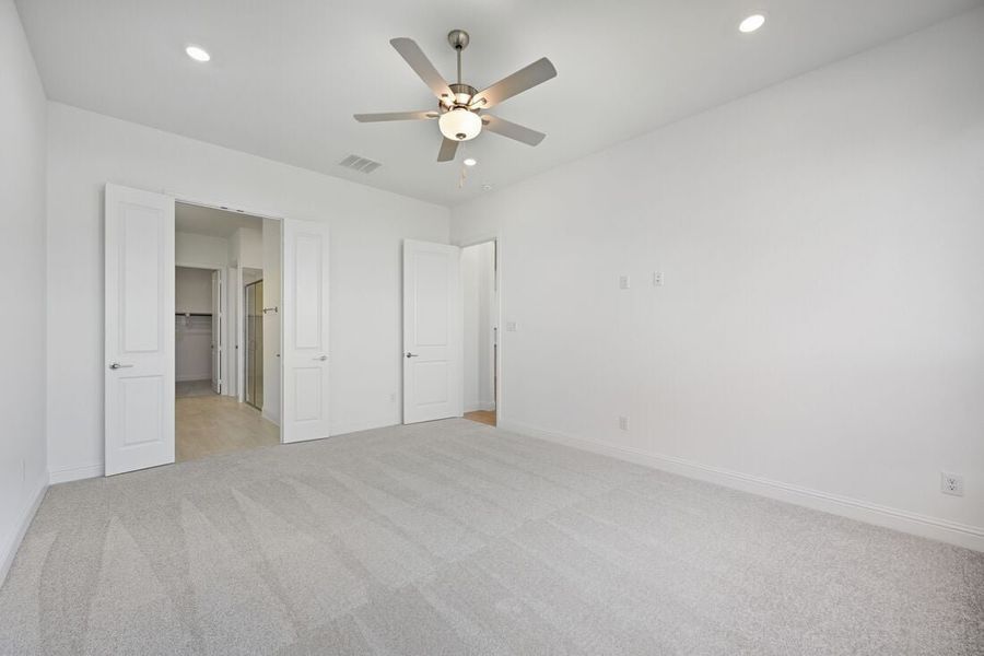 Representative unfurnished interior of a home built from the Rhone by Taylor Morrison in South Oak 50s, Oak Point (Image 12).