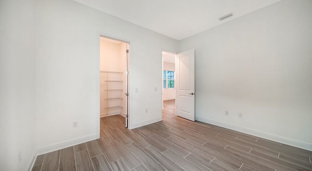 Spacious, unfurnished interior of a new home in Canoe Creek, Parrish (Image 42). Spacious, unfurnished interior of a new home in Canoe Creek, Parrish (Image 42).
