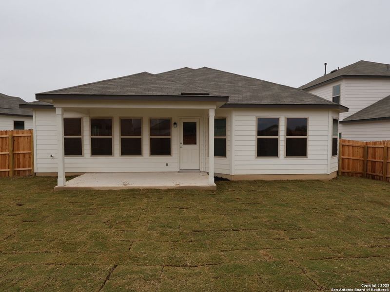 Exterior details and patio area of a home in Winding Brook, San Antonio (Image 3).