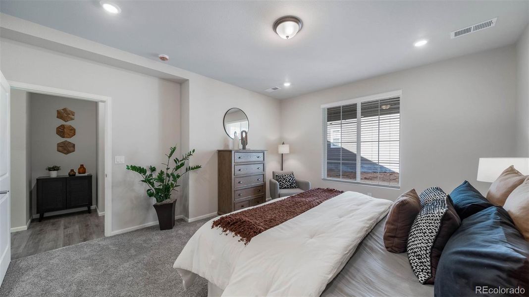 Furnished interior view inside a new home in , Aurora (Image 19).