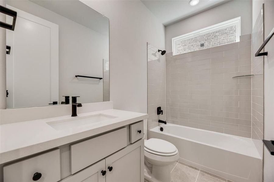 Furnished interior view inside a new home in Collin Creek, Plano (Image 3).