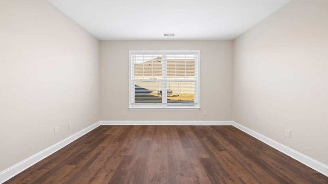 Spacious, unfurnished interior of a new home in Alder Pond, Campobello (Image 25).