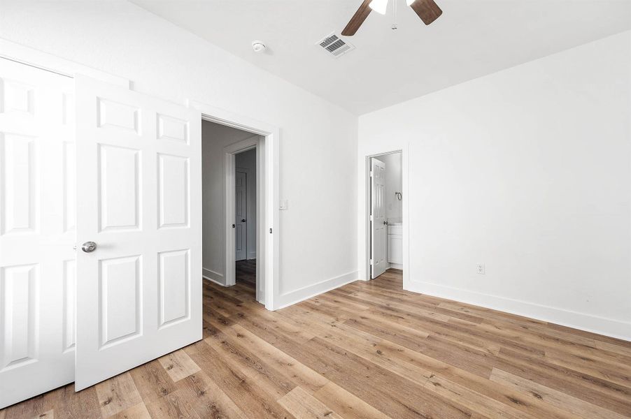 Spacious, unfurnished interior of a new home in , Montgomery (Image 11).