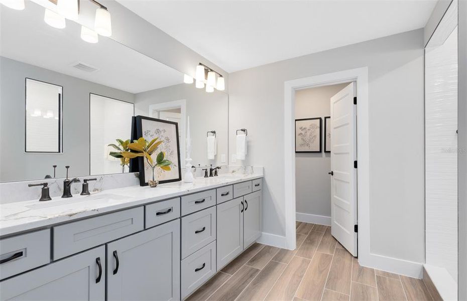 Furnished interior view inside a new home in Parkside Trails, Clermont (Image 25).