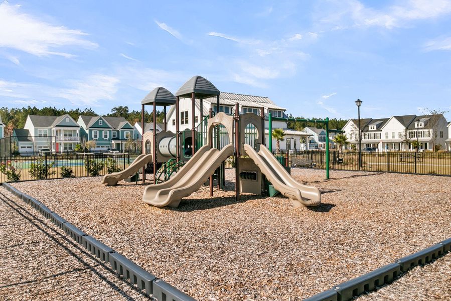 Community amenities in , Ravenel (Image 44).