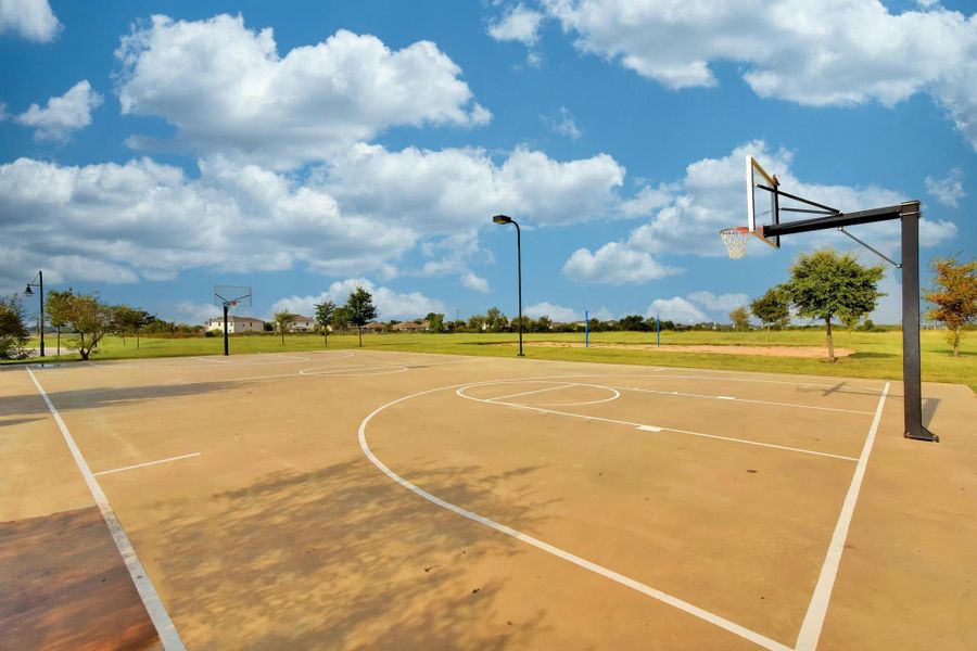 Community amenities in Seasons at Carillon, Manor (Image 35).