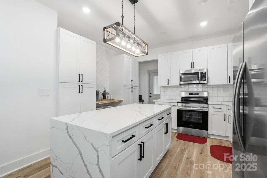 Waterfall Countertop Waterfall Countertop