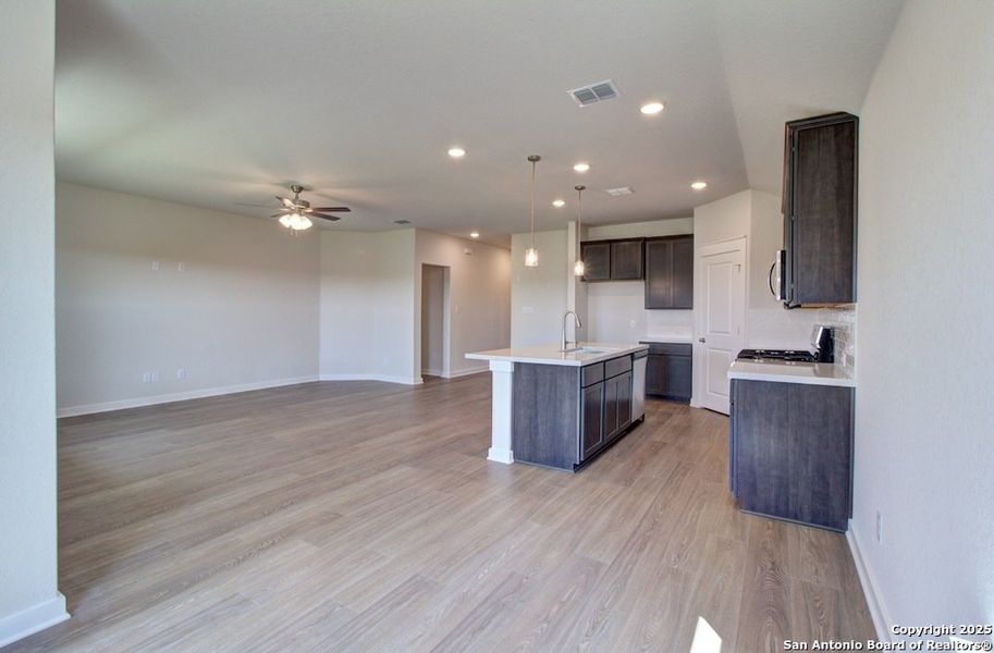 Spacious, unfurnished interior of a new home in Westridge - Premier, San Antonio (Image 16). Spacious, unfurnished interior of a new home in Westridge - Premier, San Antonio (Image 16).