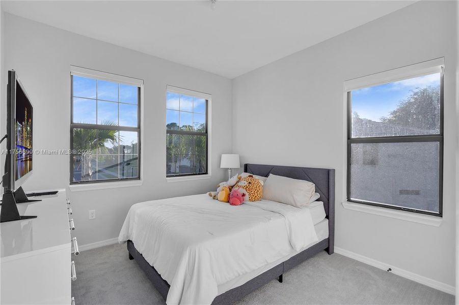 Furnished interior view inside a new home in , Tamarac (Image 33).