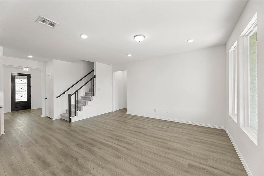 Spacious, unfurnished interior of a new home in Meadow Park, Melissa (Image 23). Spacious, unfurnished interior of a new home in Meadow Park, Melissa (Image 23).