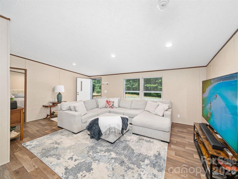 Furnished interior view inside a new home in , Marion (Image 14).