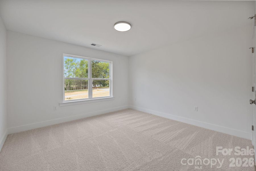 Spacious, unfurnished interior of a new home in , Monroe (Image 37).