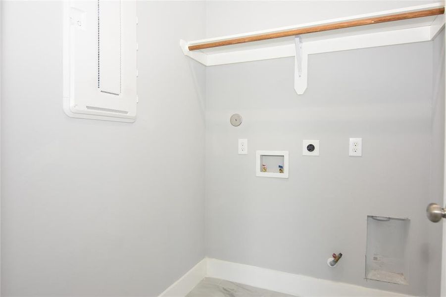 Laundry room on 2nd floor