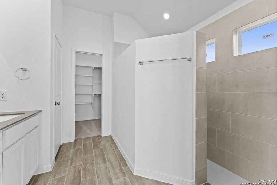 Image 25 of a home in Gatehouse: Brookstone II Collection.