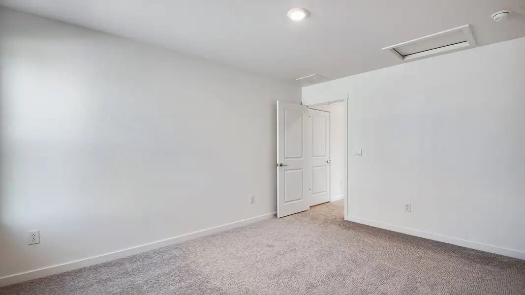Spacious, unfurnished interior of a new home in Trails at Crowfoot, Parker (Image 20). Spacious, unfurnished interior of a new home in Trails at Crowfoot, Parker (Image 20).