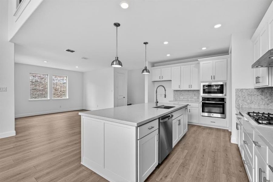 6717 Alvarado Drive ~ Ready Now