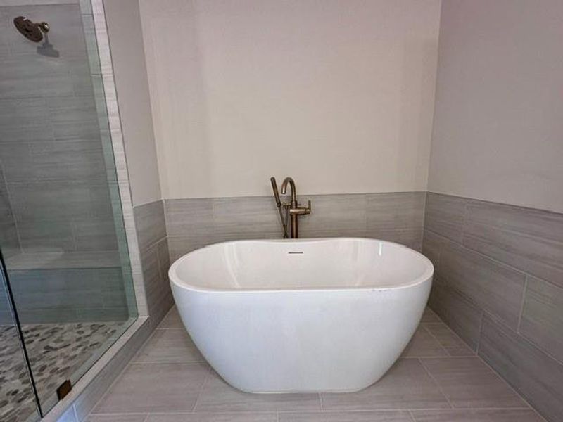 Close-up of interior finishes inside a home in Ward's Crossing Townhomes, Johns Creek (Image 16).