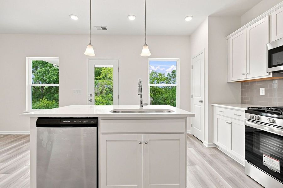 Furnished interior view inside a new home in Hampshire Hills, Columbia (Image 11).