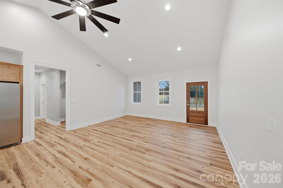 Spacious, unfurnished interior of a new home in , Maiden (Image 32).