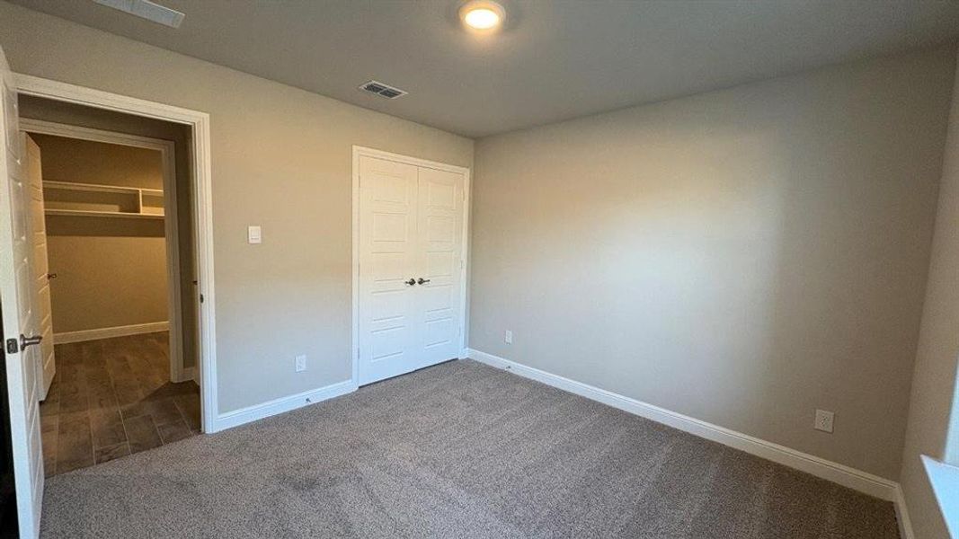 Spacious, unfurnished interior of a new home in Sandstone Estates, Granbury (Image 10). Spacious, unfurnished interior of a new home in Sandstone Estates, Granbury (Image 10).