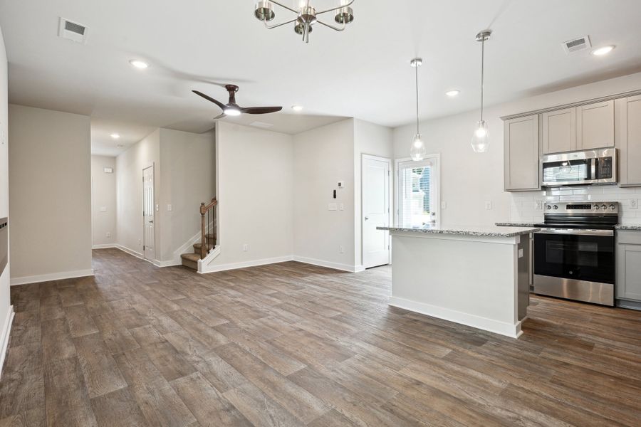 3br New Home in McDonough, GA.  - Slide 25