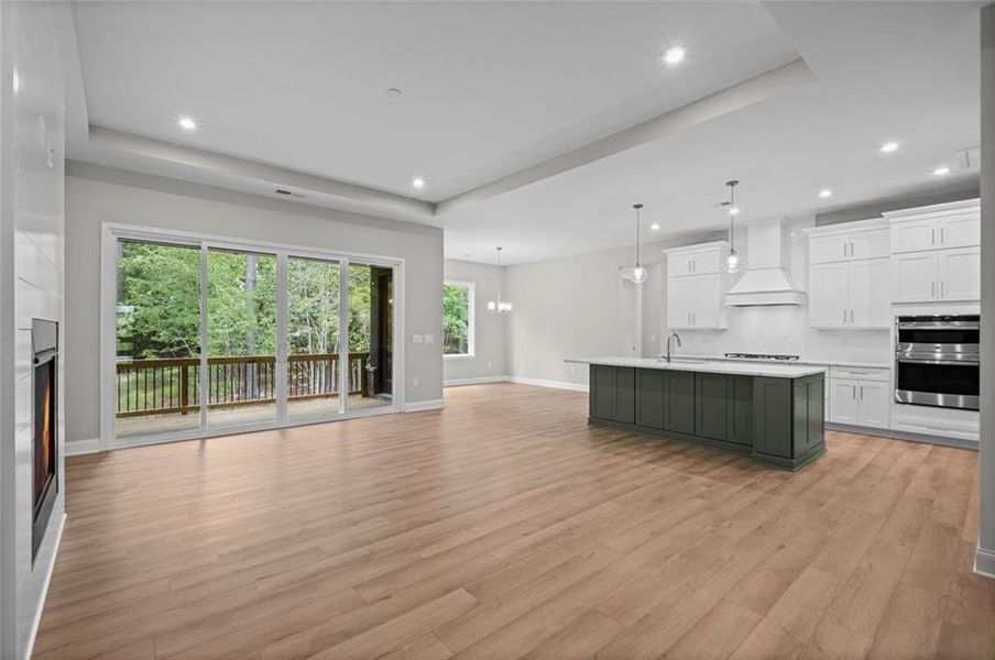 Spacious, unfurnished interior of a new home in Governor’s Preserve, Canton (Image 15).