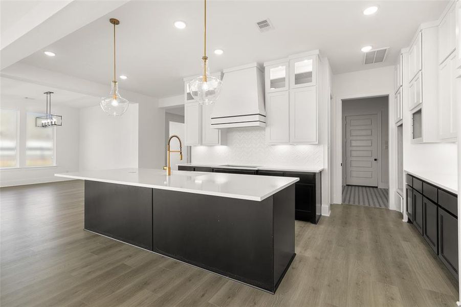 Furnished interior view inside a new home in Fulshear Lakes, Fulshear (Image 12). Furnished interior view inside a new home in Fulshear Lakes, Fulshear (Image 12).