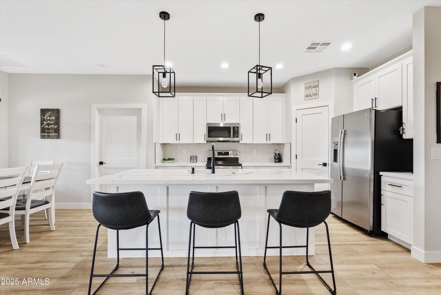 05-DSC02414Kitchen 05-DSC02414Kitchen