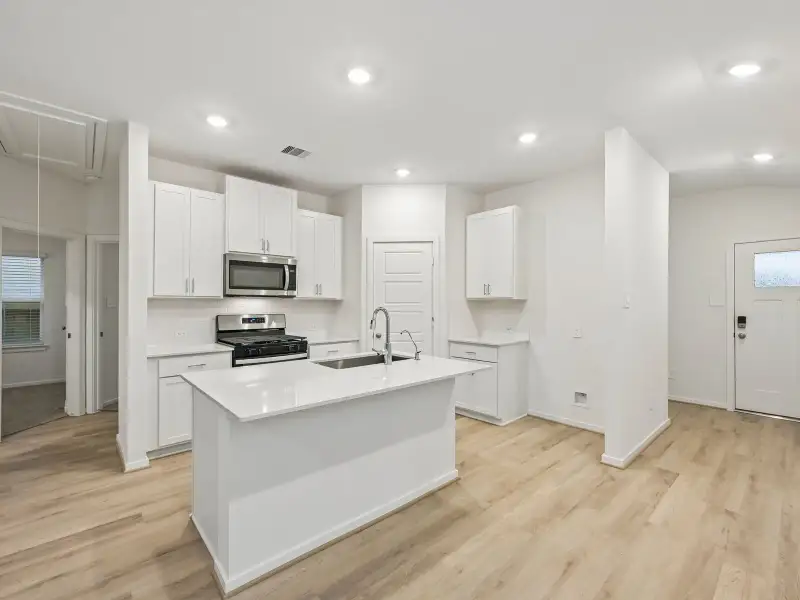 Furnished interior view inside a new home in Webercrest Heights, Houston (Image 3).