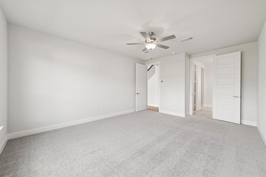 Spacious, unfurnished interior of a new home in Sandbrock Ranch, Aubrey (Image 31).