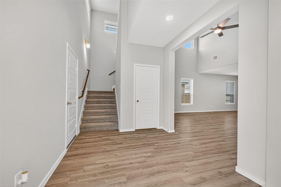 Spacious, unfurnished interior of a new home in Sunterra, Katy (Image 32). Spacious, unfurnished interior of a new home in Sunterra, Katy (Image 32).