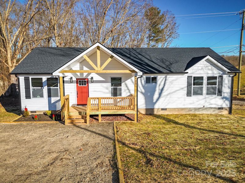 Exterior details and patio area of a home in , Asheville (Image 25).
