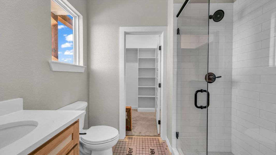 Representative furnished interior of a home built from the Jarrett 1 by Zeal Home Builders in Saddle Crest Estates, Weatherford (Image 47).