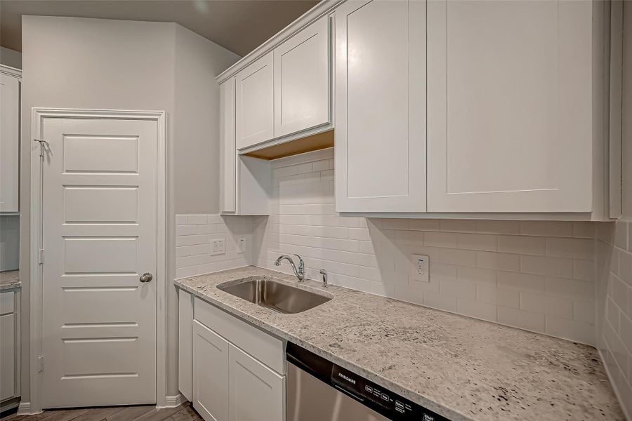 Furnished interior view inside a new home in Lago Mar, Texas City (Image 5). Furnished interior view inside a new home in Lago Mar, Texas City (Image 5).