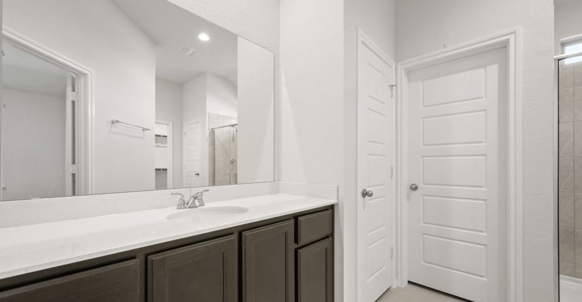 Representative exterior photo of a completed home built from the Hadleigh by Impression Homes in Mountain Valley, Burleson, TX (Image 16). Representative exterior photo of a completed home built from the Hadleigh by Impression Homes in Mountain Valley, Burleson, TX (Image 16).