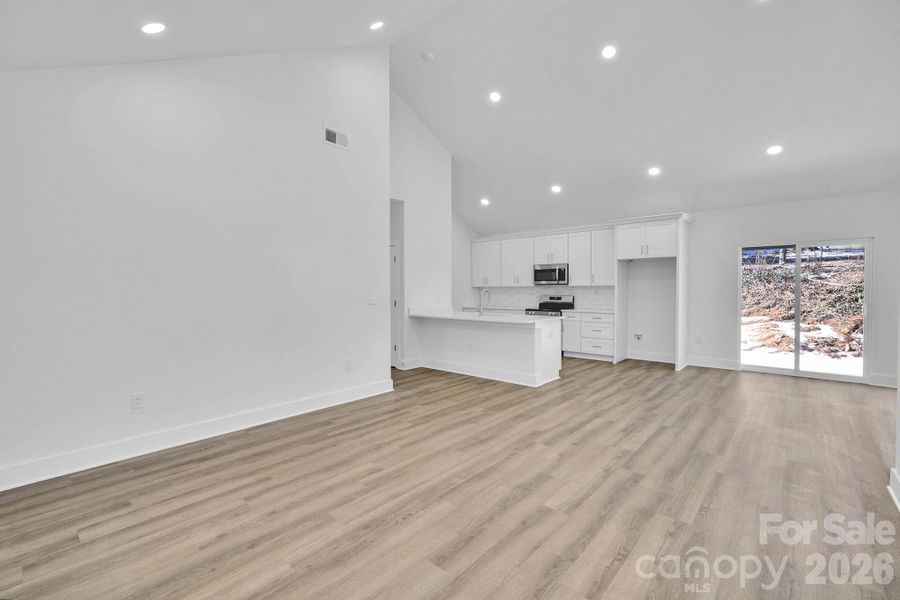 Spacious, unfurnished interior of a new home in , Kannapolis (Image 23).