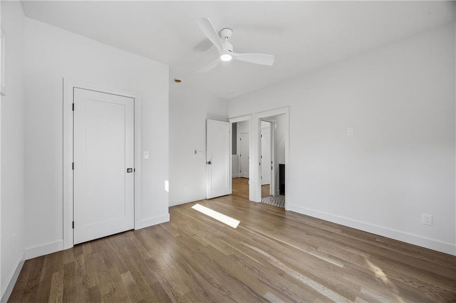 Spacious, unfurnished interior of a new home in , Scottdale (Image 31).