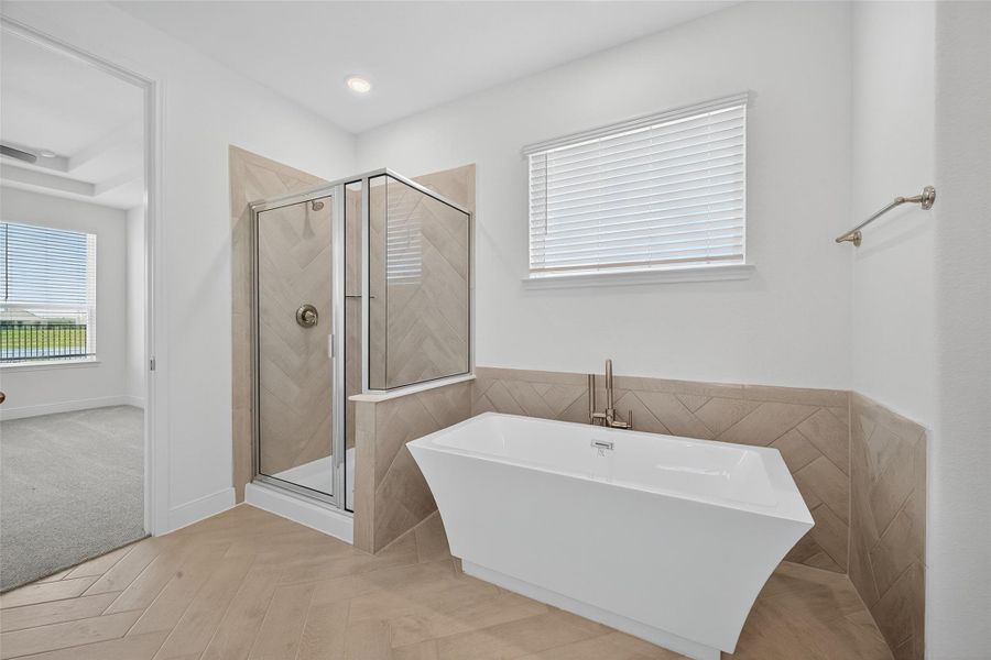 Furnished interior view inside a new home in Lago Mar, Texas City (Image 14).