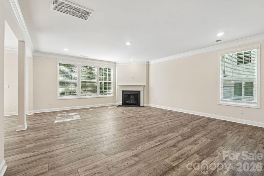 Spacious, unfurnished interior of a new home in Sylvan Creek, Denver (Image 16). Spacious, unfurnished interior of a new home in Sylvan Creek, Denver (Image 16).
