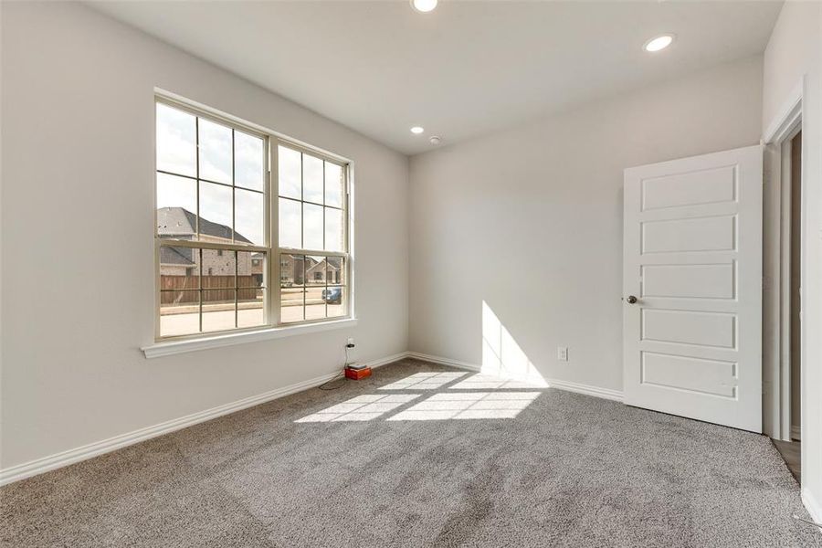 Spacious, unfurnished interior of a new home in Sutton Fields, Celina (Image 13).