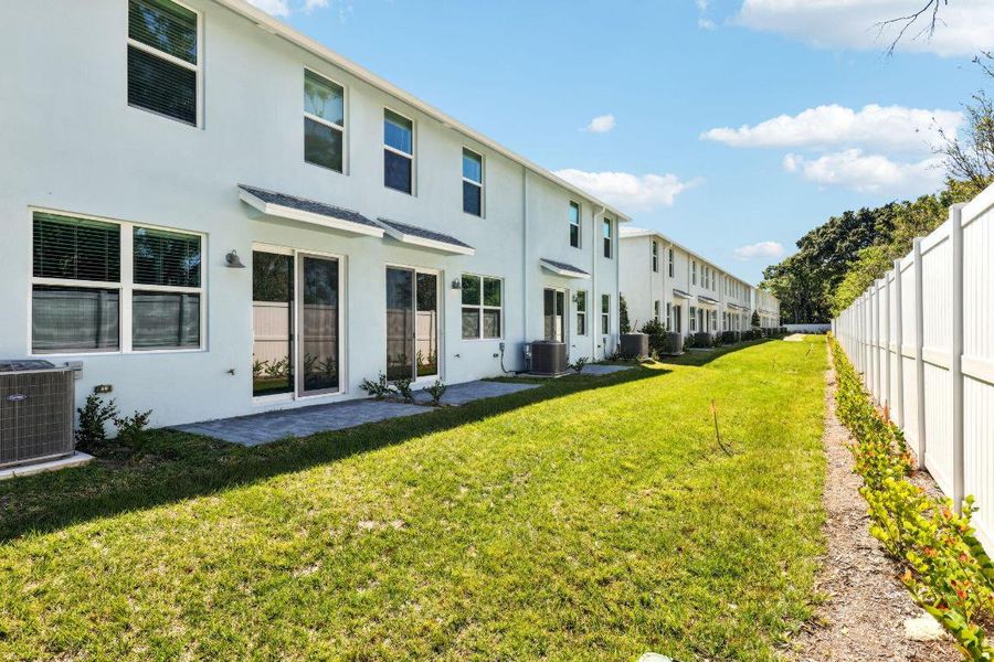 478 Salisbury Cir, Fort Pierce, FL (35)