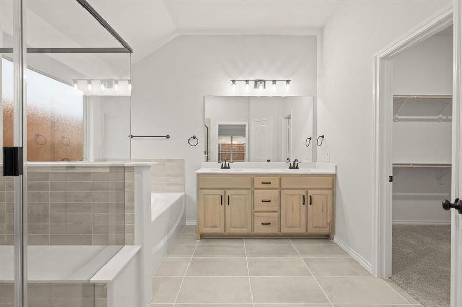 DFW-Chisholm Hills-Concept 2065-930 Madeline Lane- Primary Suite -Risewell Homes-3