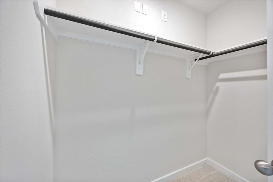 Spacious, unfurnished interior of a new home in Granger Pines, Conroe (Image 27). Spacious, unfurnished interior of a new home in Granger Pines, Conroe (Image 27).