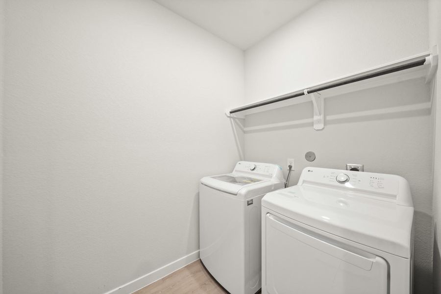 Image 23 of a home in Lakes at Crockett Martin.