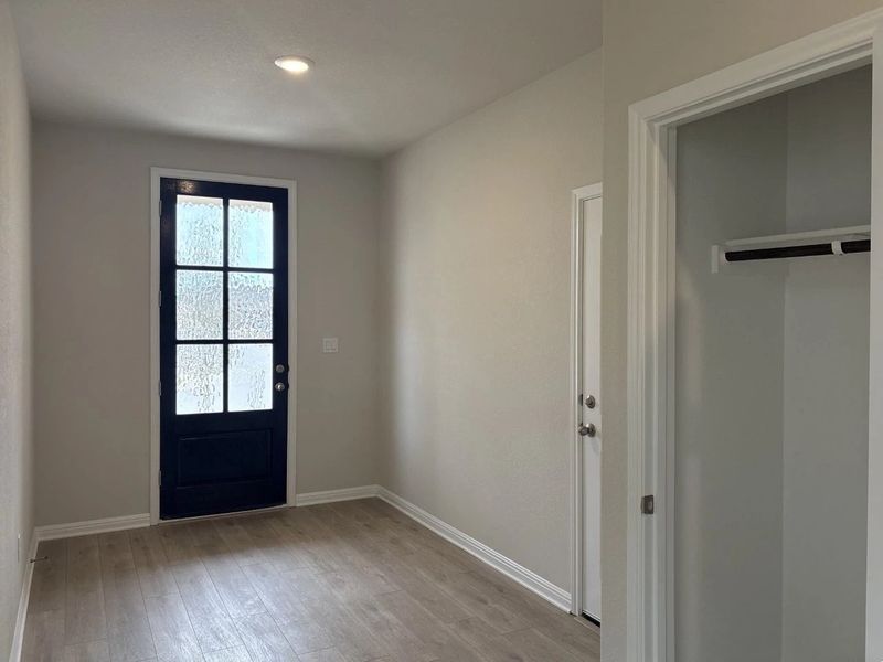 Spacious, unfurnished interior of a new home in La Cima, San Marcos (Image 8).