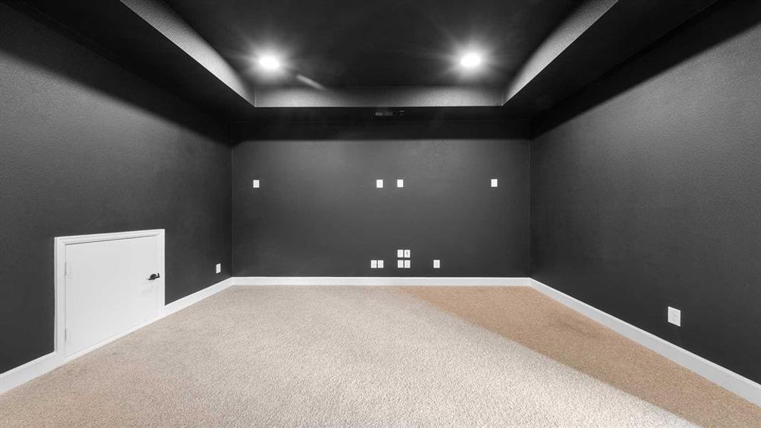 Spacious, unfurnished interior of a new home in Terraces 72', Rockwall (Image 26).