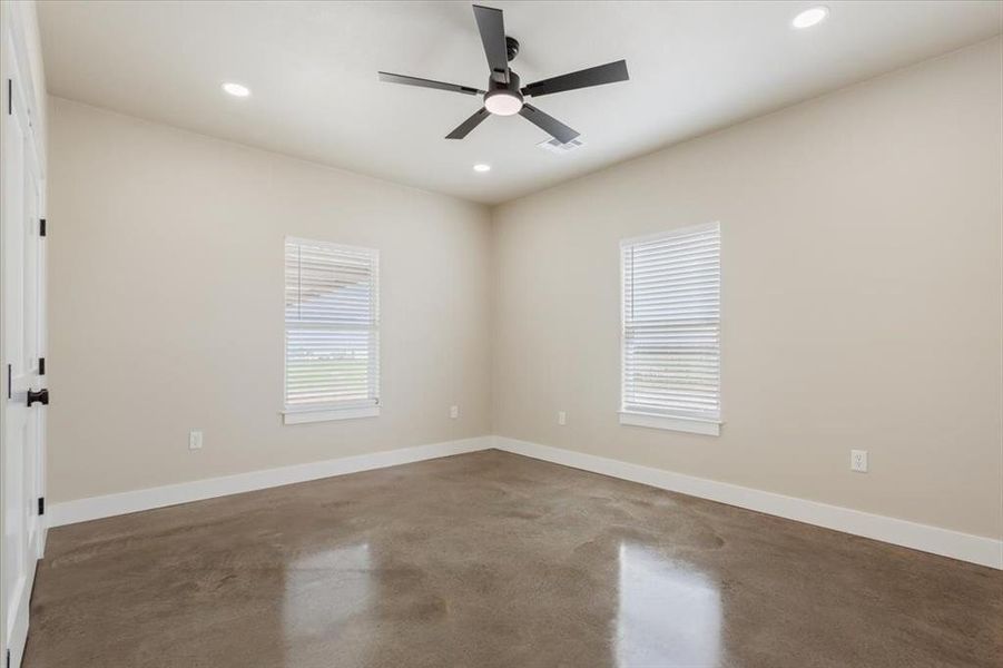 Spacious, unfurnished interior of a new home in , Leroy (Image 25).